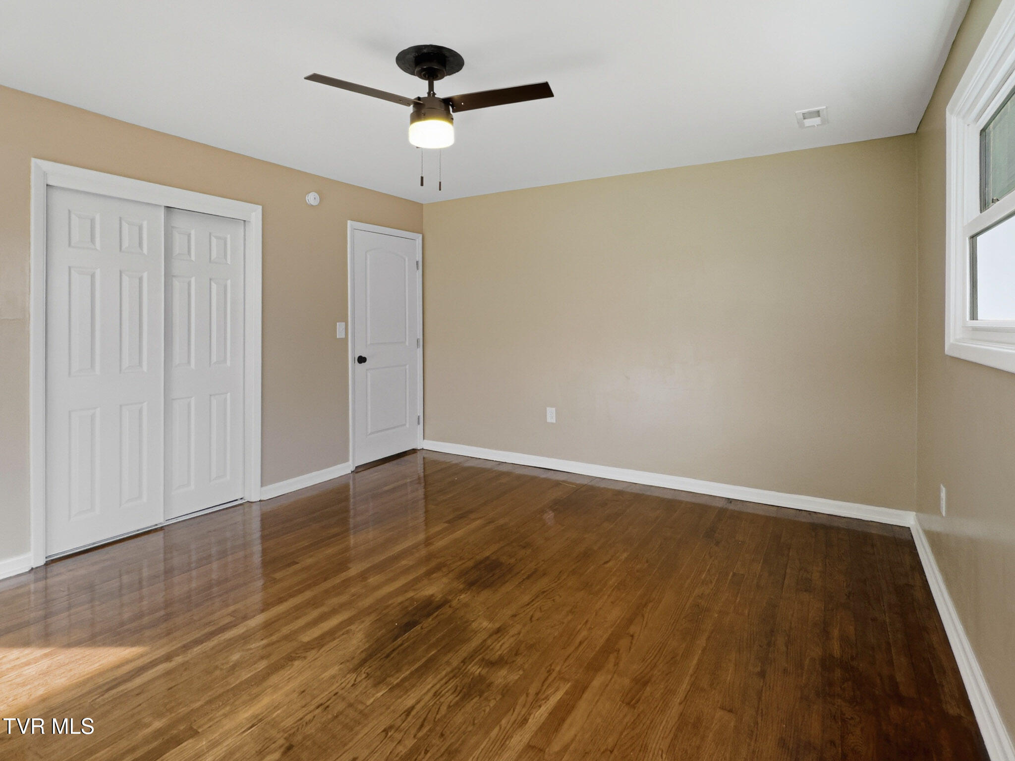 813 Morison Avenue Kingsport, TN 37660 - Photo 22 of 38 IMG_6734