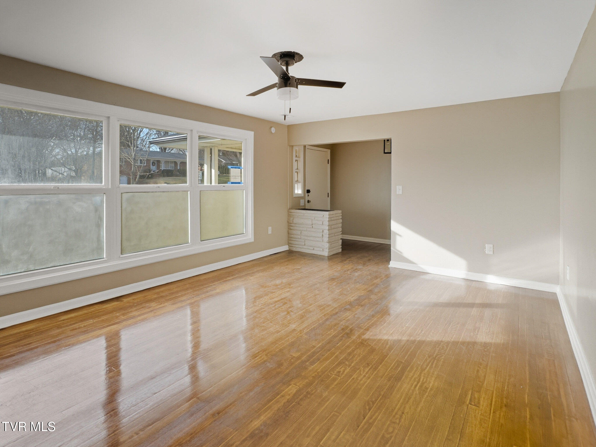 813 Morison Avenue Kingsport, TN 37660 - Photo 24 of 38 IMG_6736