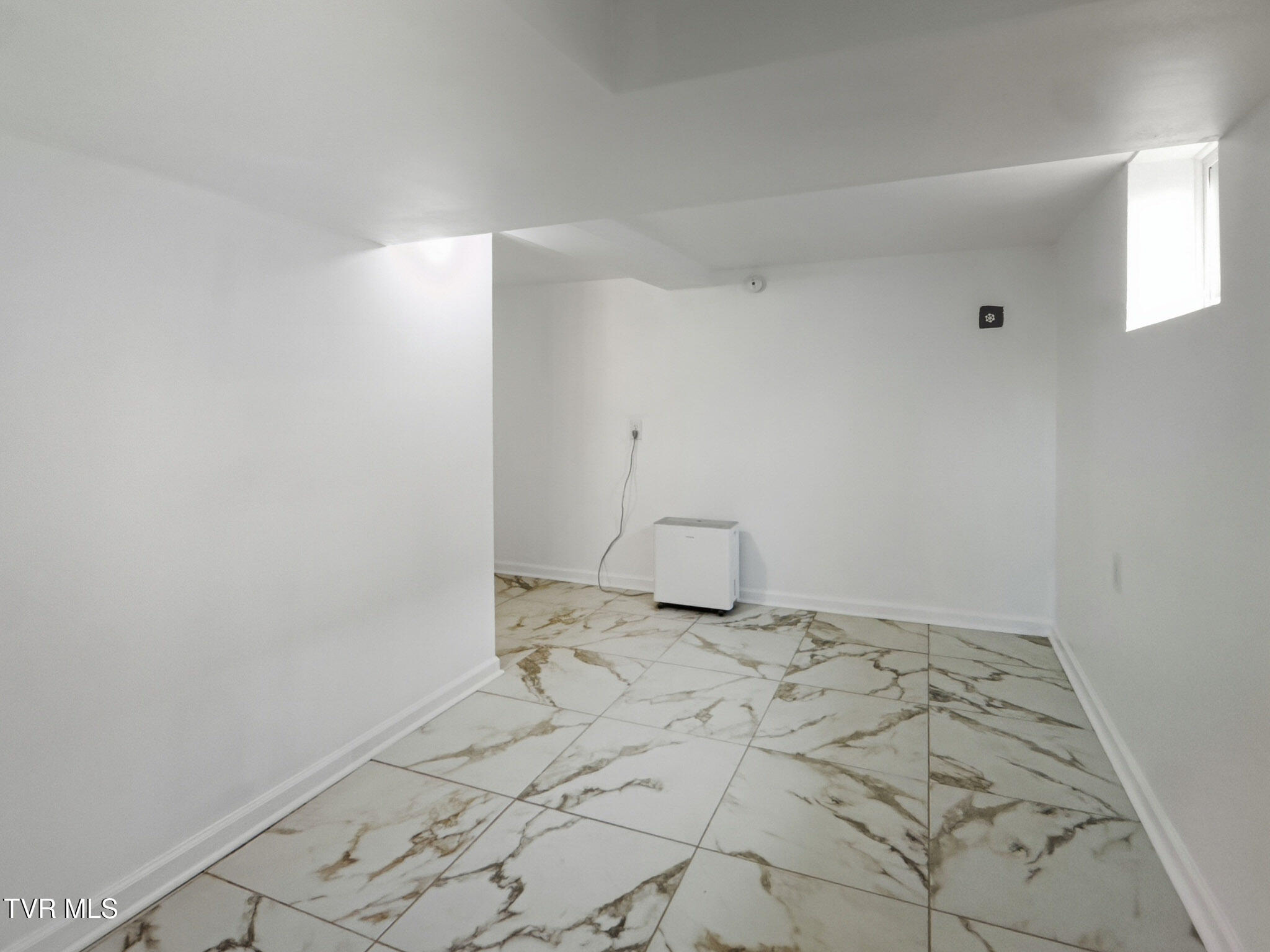 813 Morison Avenue Kingsport, TN 37660 - Photo 31 of 38 IMG_6744