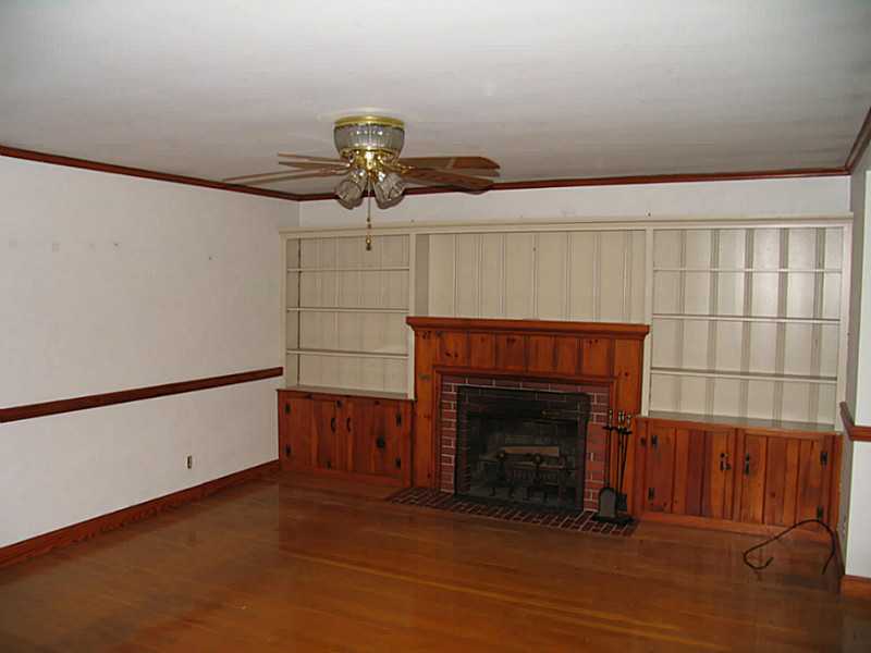407 Smithfield Road North Smithfield, RI 02896 - Photo 6 of 13 Living Room.