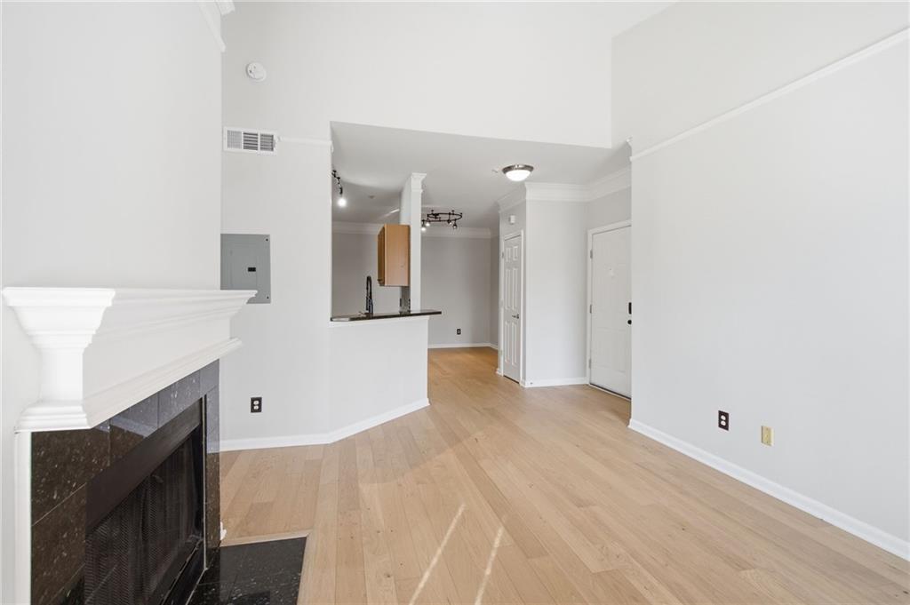 200 Renaissance Parkway Northeast, Unit 221 Atlanta, GA 30308 - Photo 4 of 31 Gallery Image 4