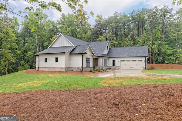 $750,000 | 316 Glazenwood Drive, Clarkesville, GA 30523