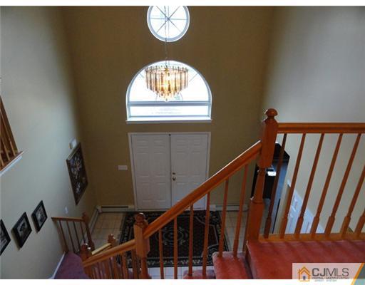 11 Alexis Lane Edison, NJ 08820 - Photo 2 of 6