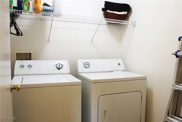 $215,000 | 8250 North Grand Canyon Drive, Unit 2110, Las Vegas, NV 89166