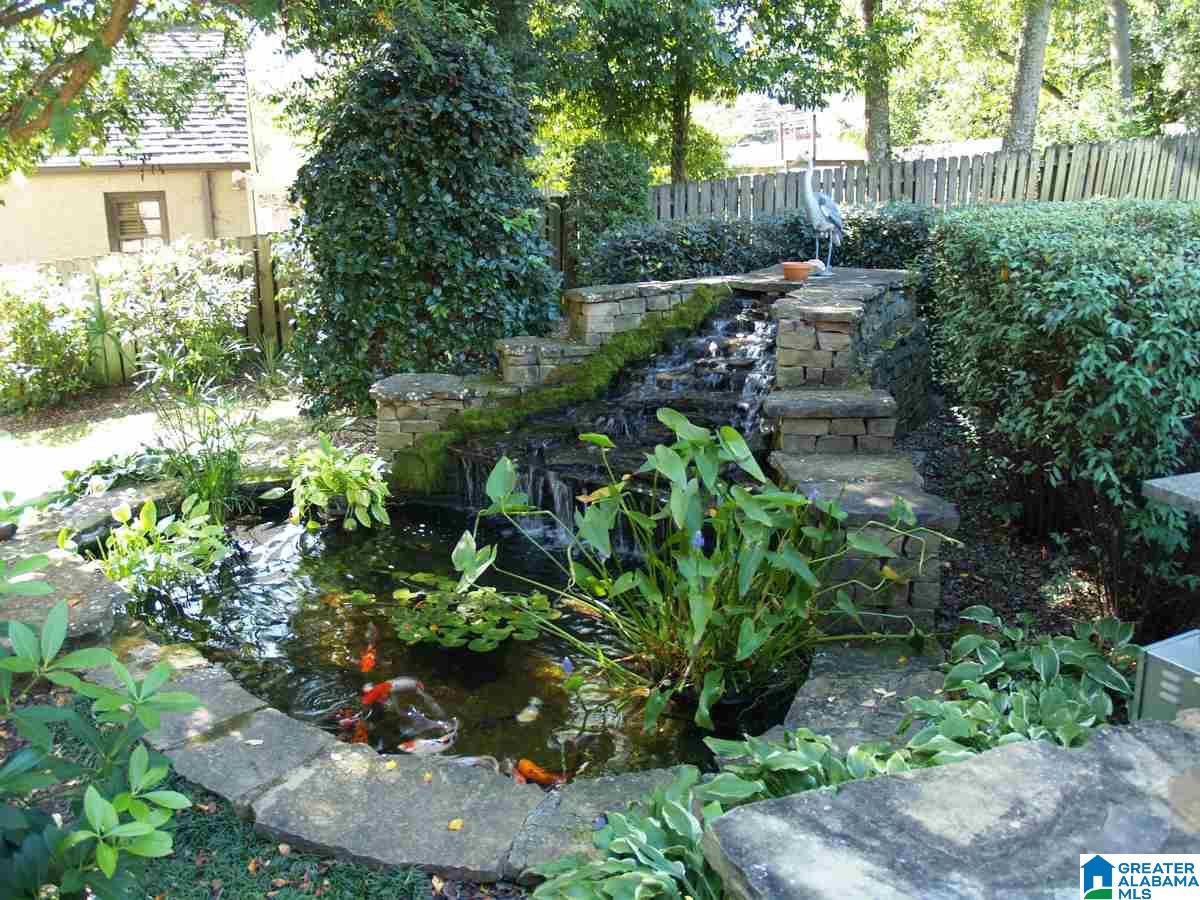 2208 Shades Crest Road Birmingham, AL 35216 - Photo 38 of 48