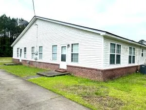 $1,300 | 113 Gospel Lane, Unit A, Cross, SC 29436