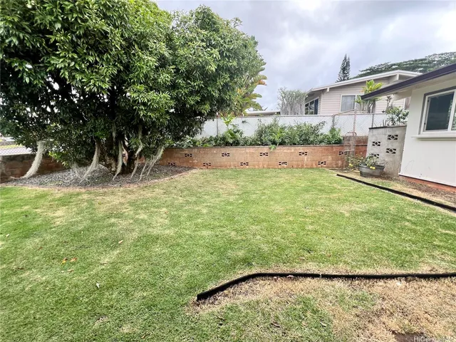 $3,900 | 2407 Komo Mai Drive, Pearl City, HI 96782