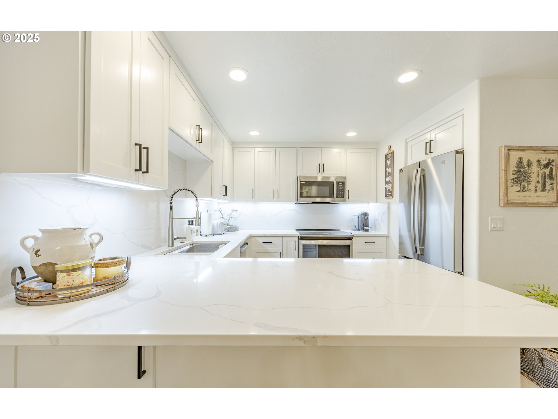 650 Harlow Road, Unit 209 Springfield, OR 97477 - Photo 12 of 36