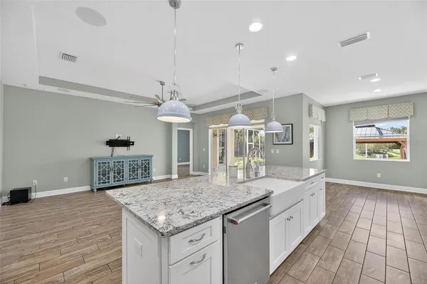 $500,000 | 5130 Admiral Pointe Drive, Apollo Beach, FL 33572