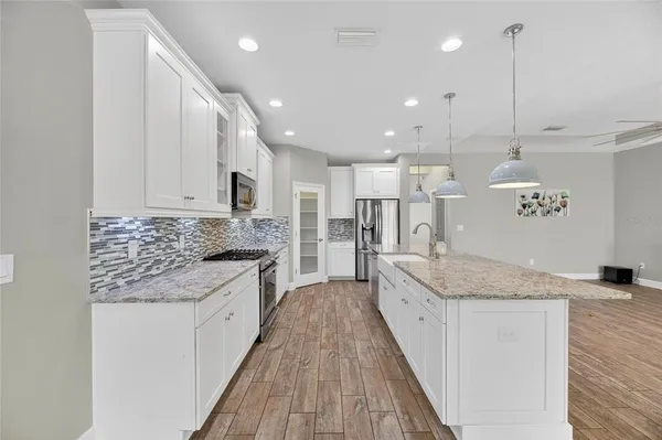 $500,000 | 5130 Admiral Pointe Drive, Apollo Beach, FL 33572