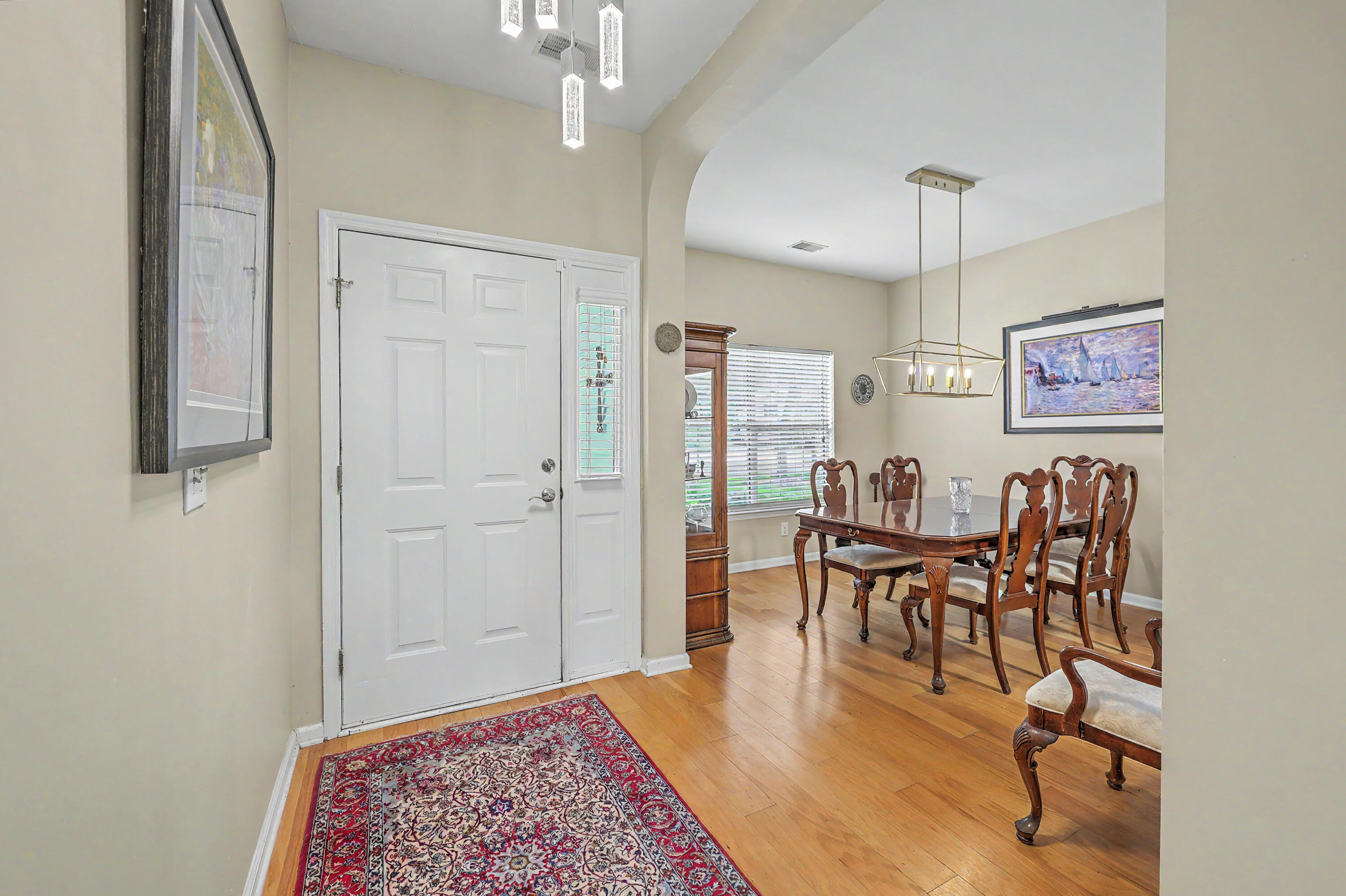 561 Pointe Of Oaks Road Summerville, SC 29485 - Photo 8 of 35