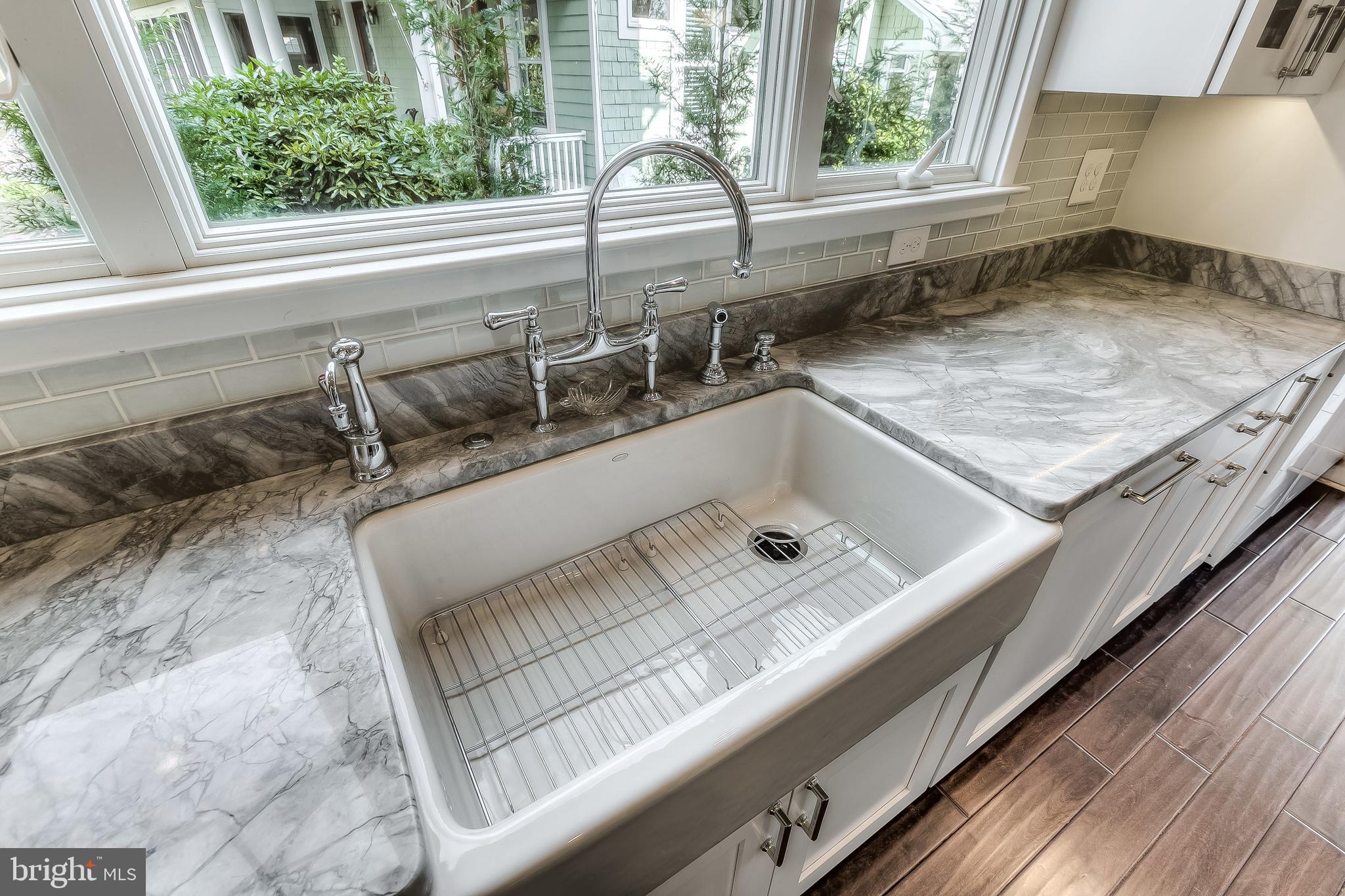 620 Old County Road Severna Park, MD 21146 - Photo 16 of 62 Deep extra large Farm Sink