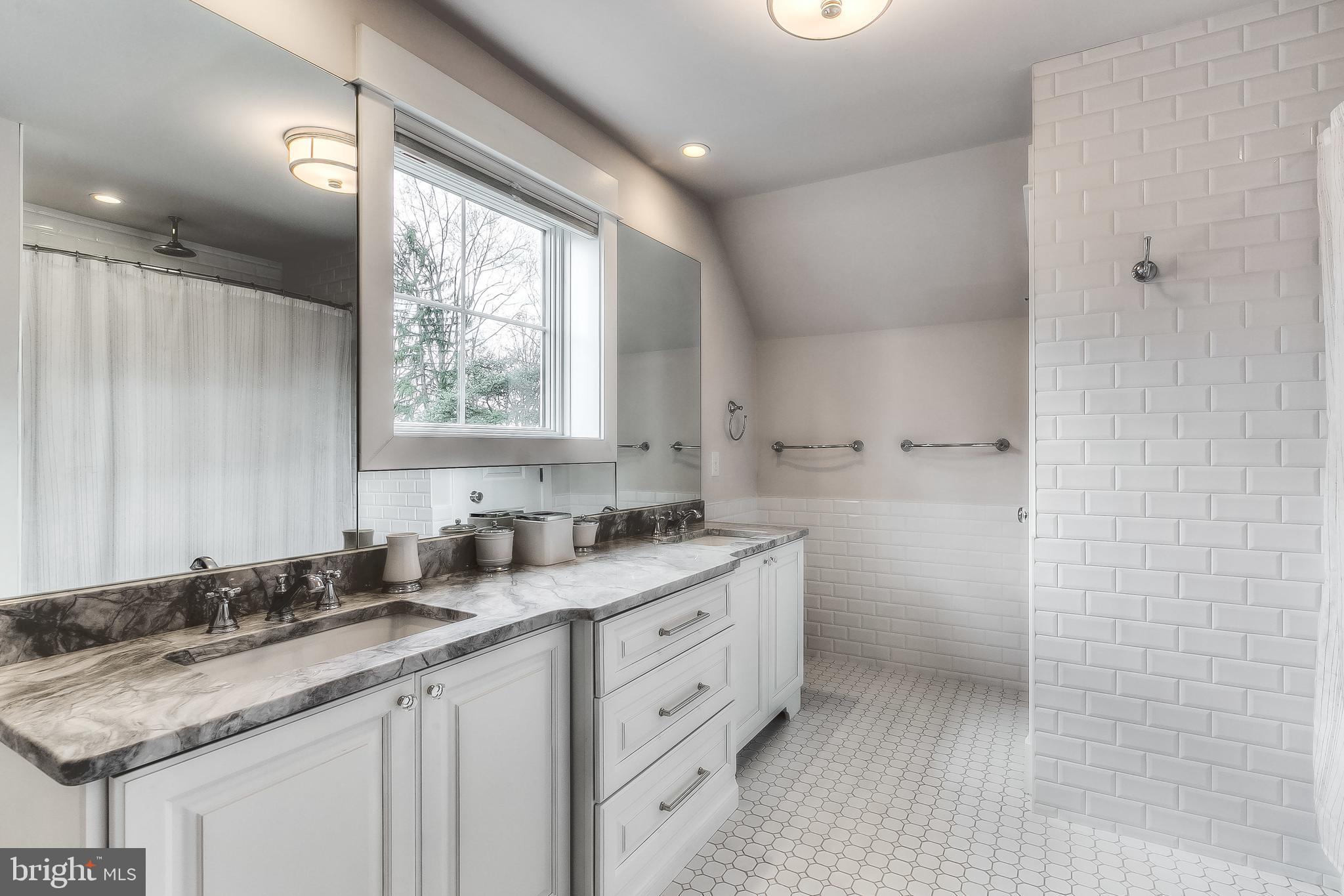 620 Old County Road Severna Park, MD 21146 - Photo 46 of 62 3rd Level Bathroom