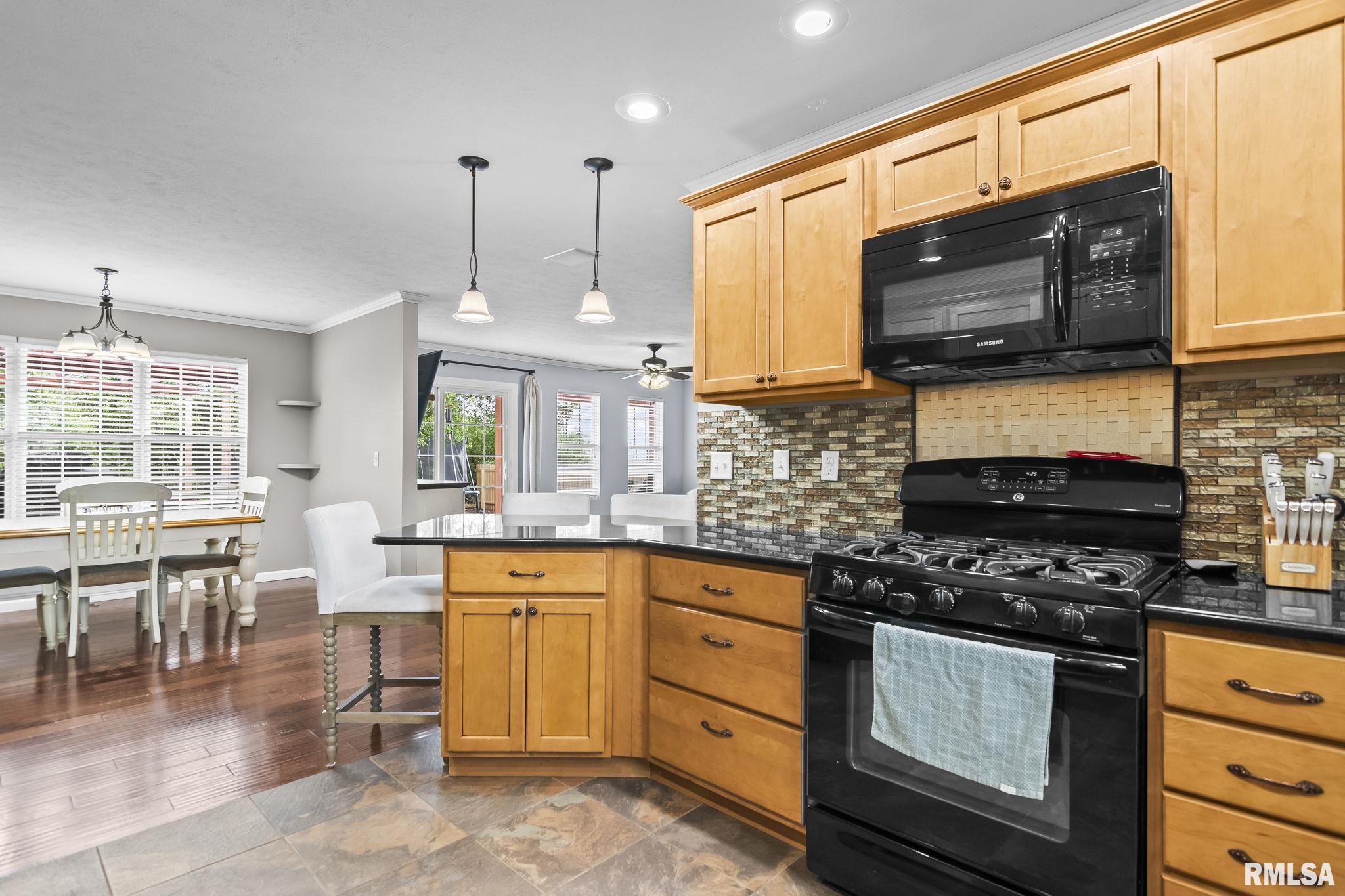 3904 Peach Tree Drive Springfield, IL 62711 - Photo 12 of 40