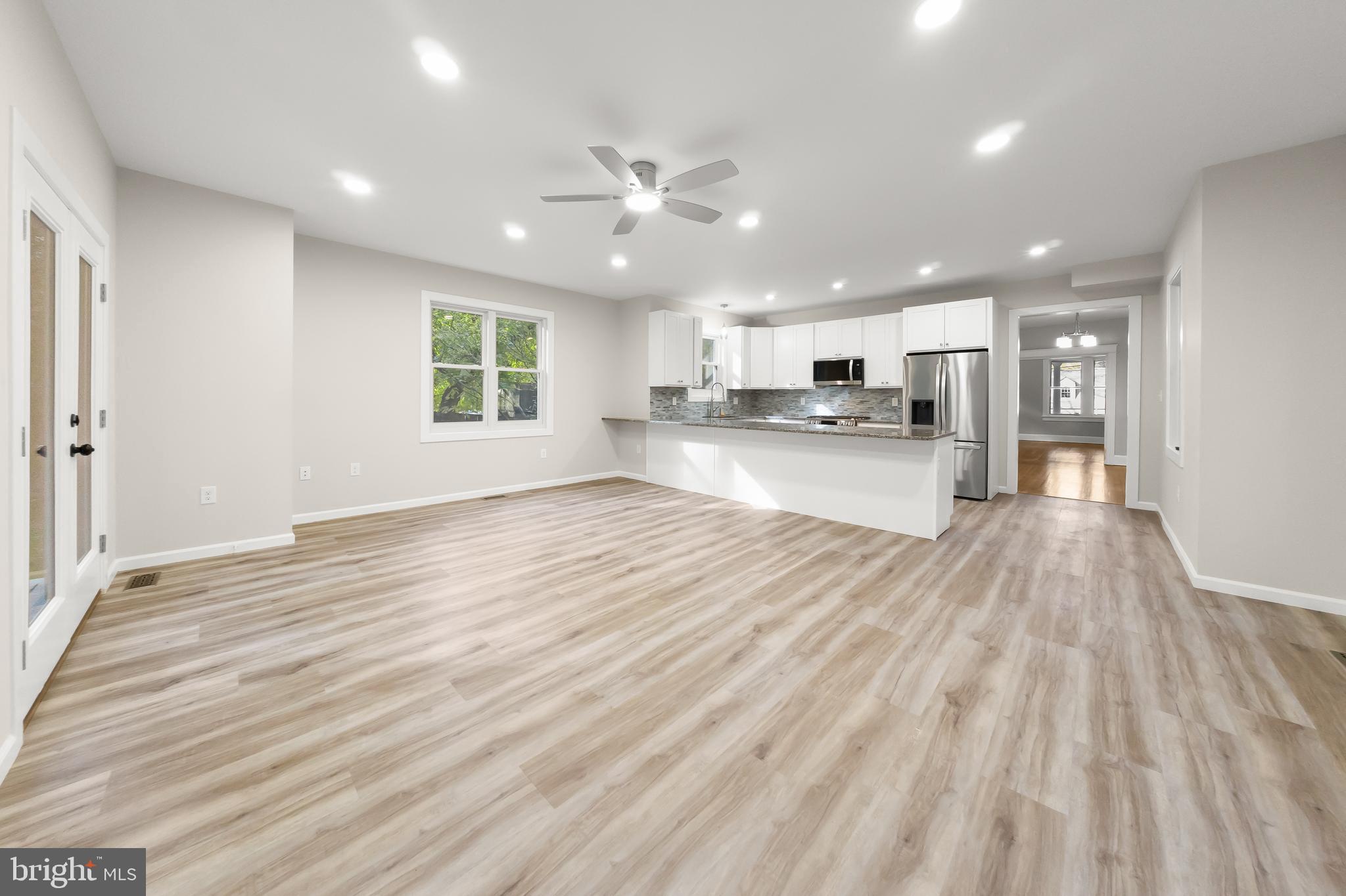 10220 Capitol View Avenue Silver Spring, MD 20910 - Photo 19 of 63