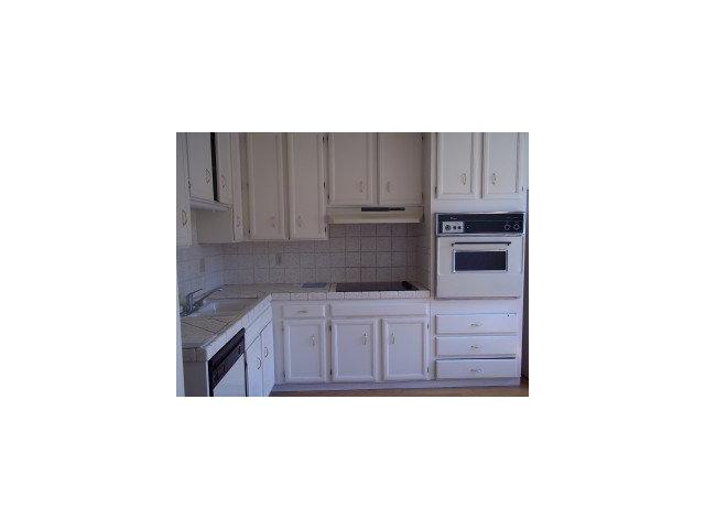 65 Villa Pacheco Court Ridgemark, CA 95023 - Photo 4 of 9 Gallery Image 4