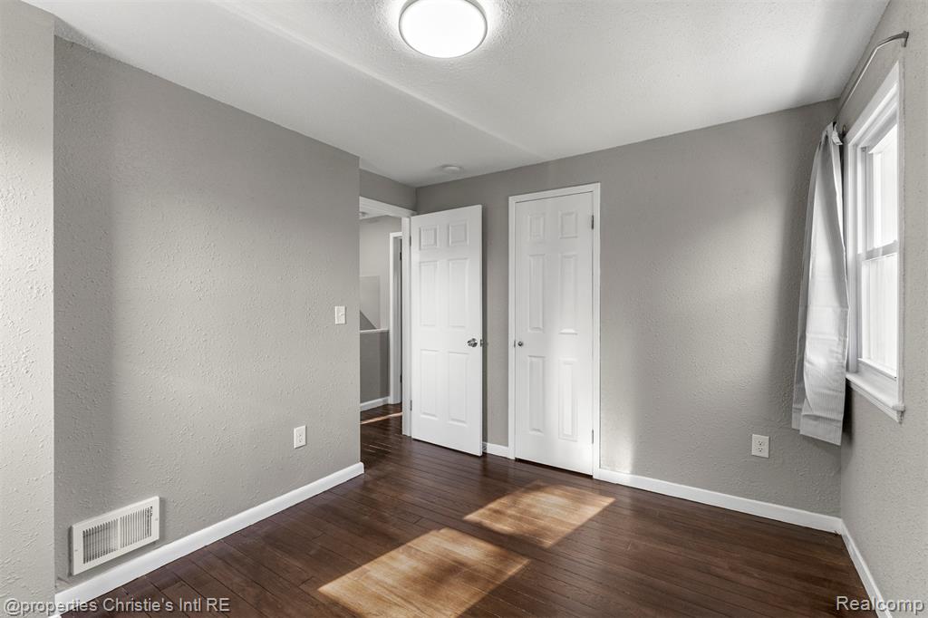 10842 Nottingham Road Detroit, MI 48224 - Photo 17 of 23