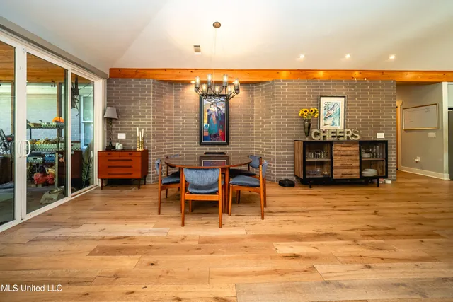 $595,000 | 2216 Southwood Road, Jackson, MS 39211