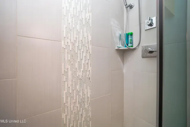 $595,000 | 2216 Southwood Road, Jackson, MS 39211