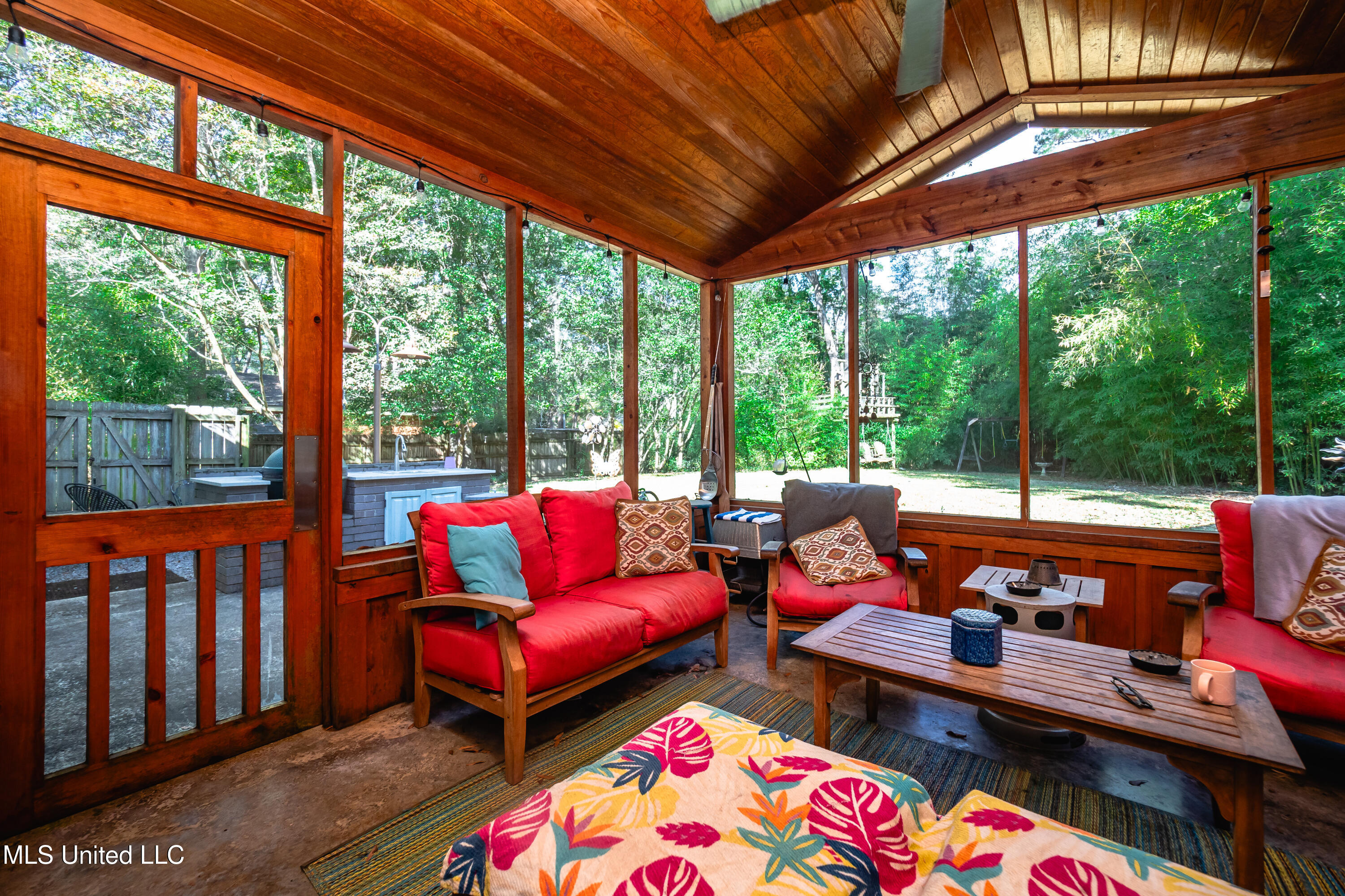 2216 Southwood Road Jackson, MS 39211 - Photo 32 of 37 PA2421839 -45