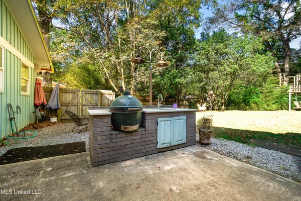 $595,000 | 2216 Southwood Road, Jackson, MS 39211