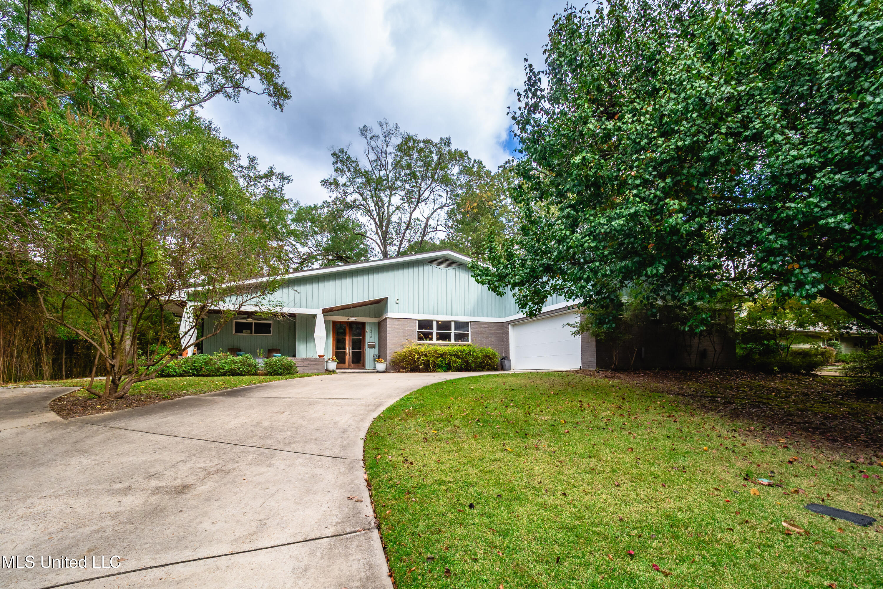 2216 Southwood Road Jackson, MS 39211 - Photo 37 of 37 PA2421839 -53