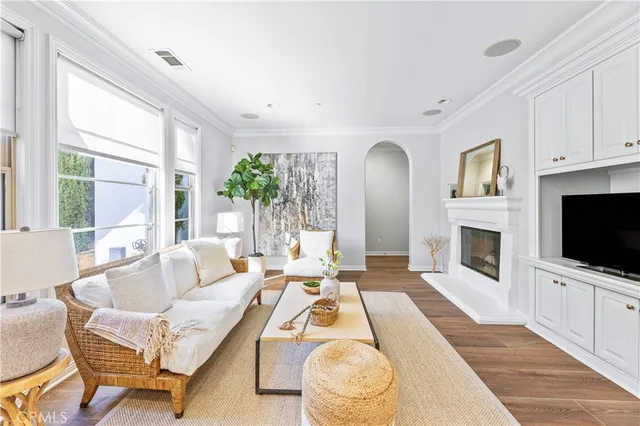 $4,288,000 | 54 Valley Terrace, Irvine, CA 92603