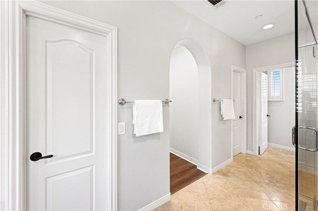 54 Valley Terrace Irvine, CA 92603 - Photo 40 of 60