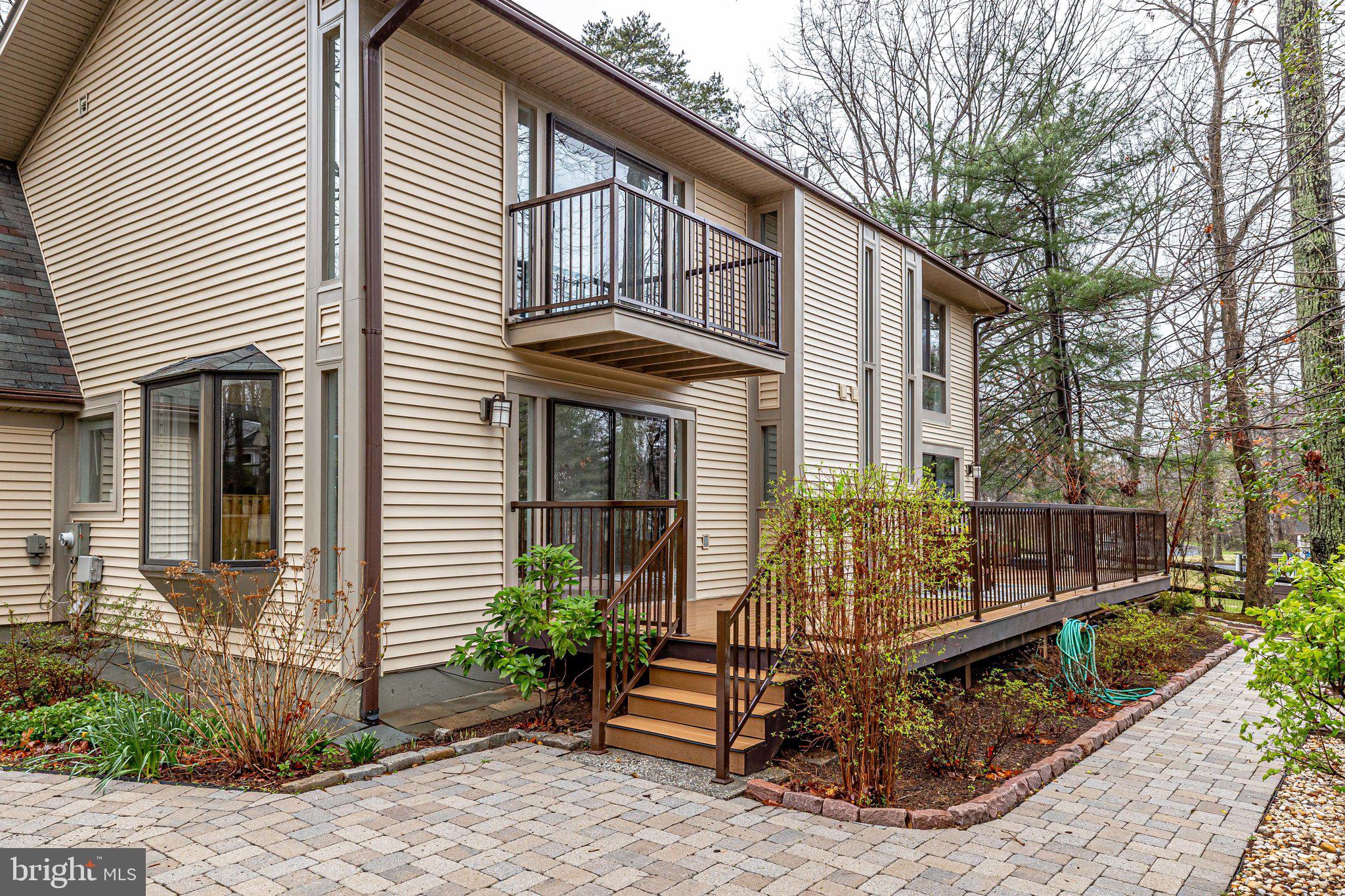 2517 Freetown Drive Reston, VA 20191 - Photo 58 of 71 Large deck