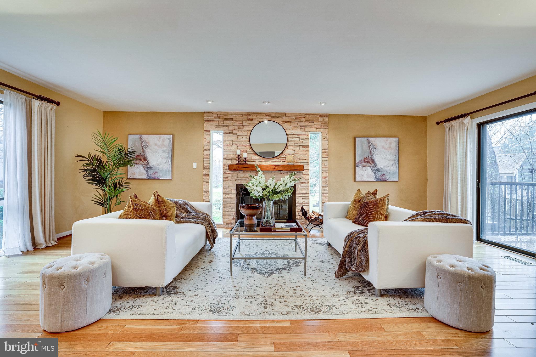 2517 Freetown Drive Reston, VA 20191 - Photo 7 of 71 Large living space with tons of natural light