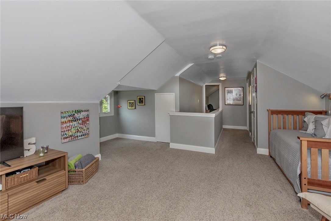 24101 Hazelmere Road Beachwood, OH 44122 - Photo 19 of 25 Loving the bonus loft living space.