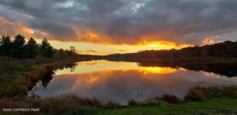 7 Wintergreen Trail Albrightsville, PA 18210 - Photo 14 of 17 9a3baaae-3fdc-47d5-ba66-421b1417c528