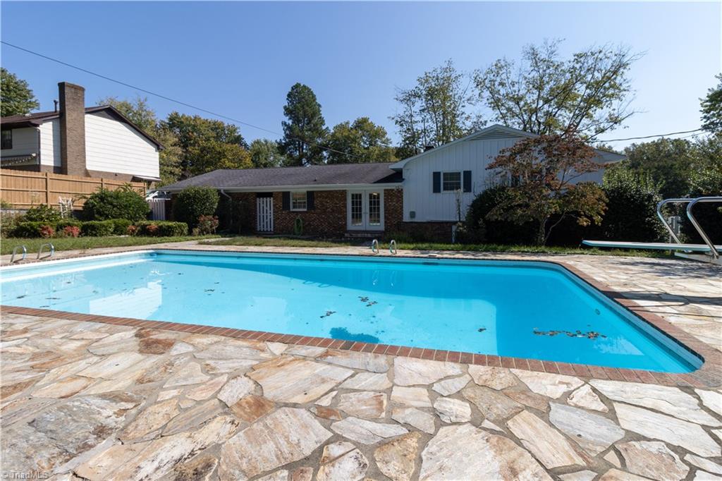 995 Nottingham Road High Point, NC 27262 - Photo 23 of 28 Gallery Image 23