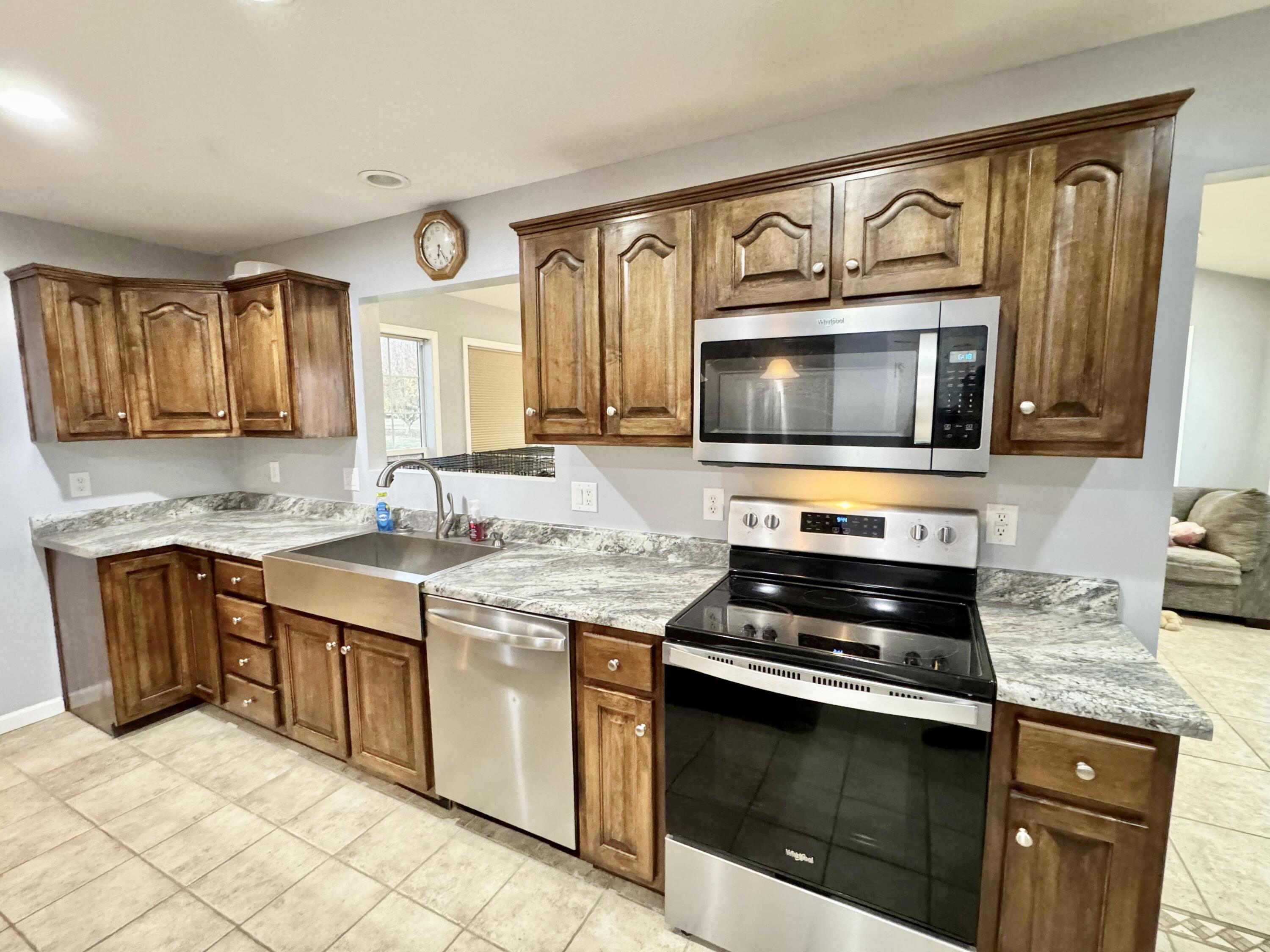 670 Bert Ridge Road Science Hill, KY 42553 - Photo 19 of 53 2CEEF2CB-661C-4C28-A242-7275735A3241