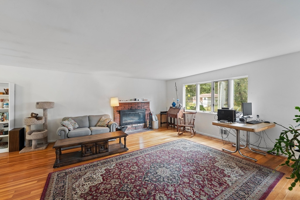 15 McAdams Road Framingham, MA 01701 - Photo 8 of 41 Gallery Image 8