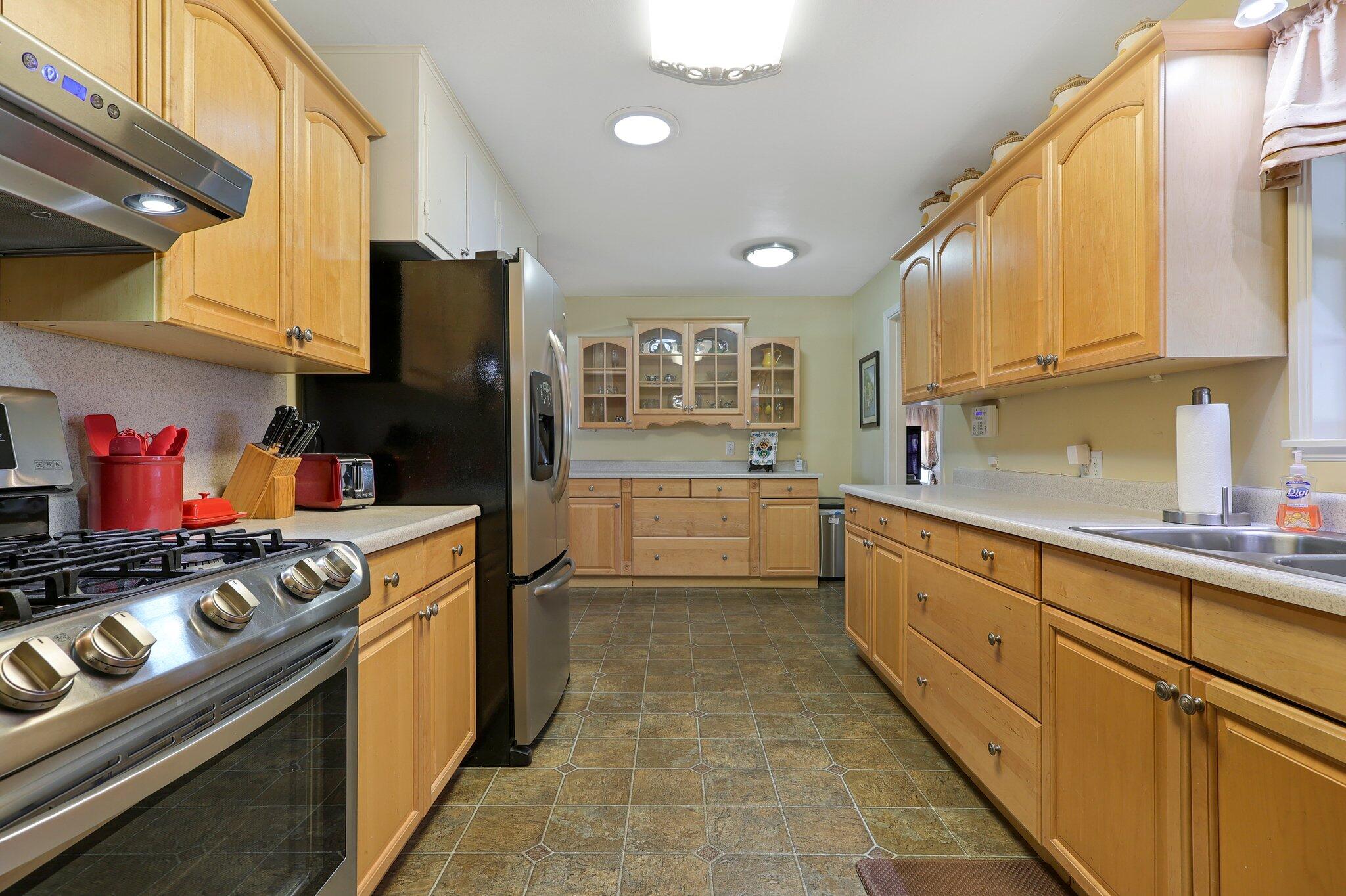 3336 Bardick Road Anderson, CA 96007 - Photo 6 of 24 19-web-or-mls-LZ0A0156