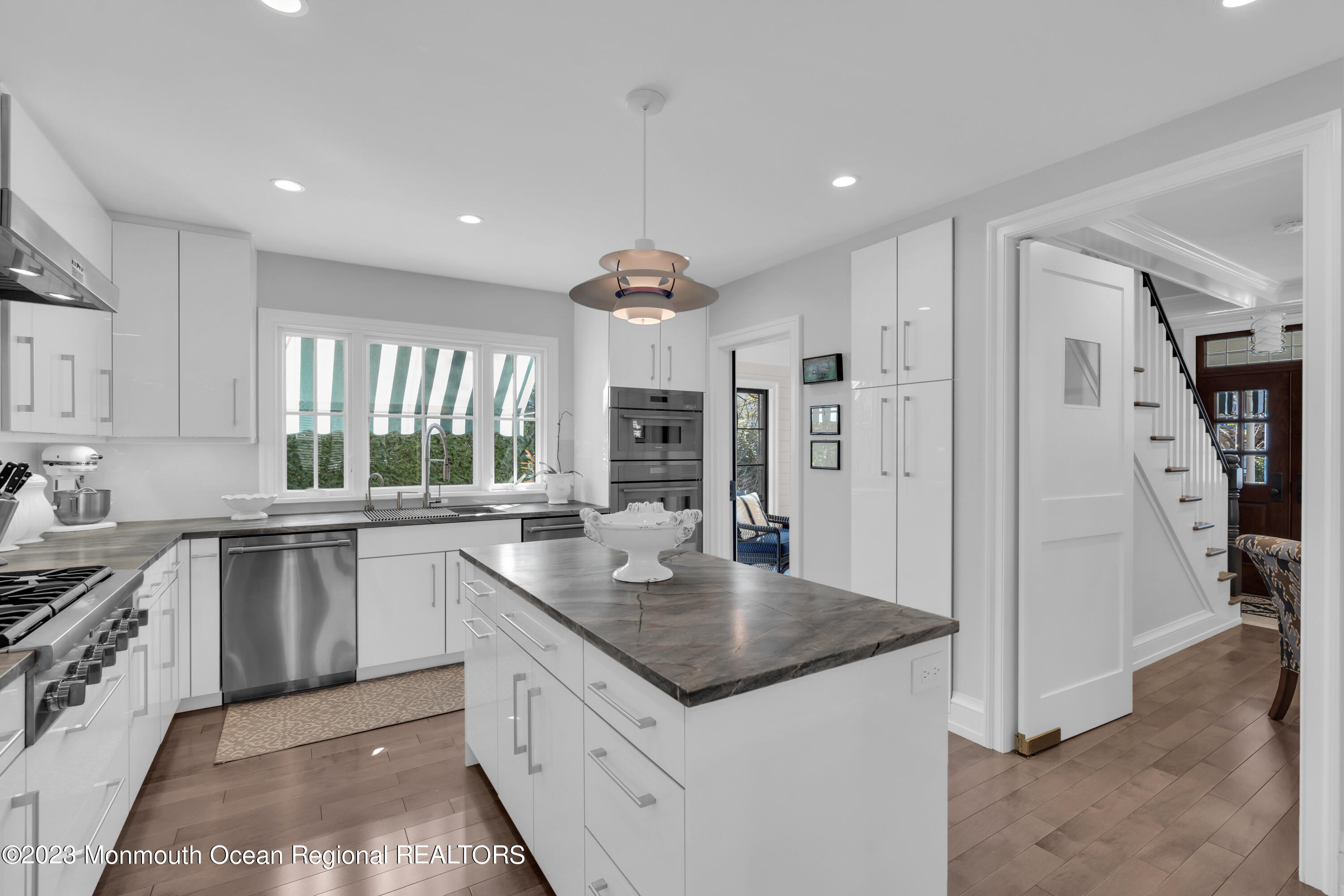 308 Jersey Avenue Spring Lake, NJ 07762 - Photo 22 of 100 035_dsc05567