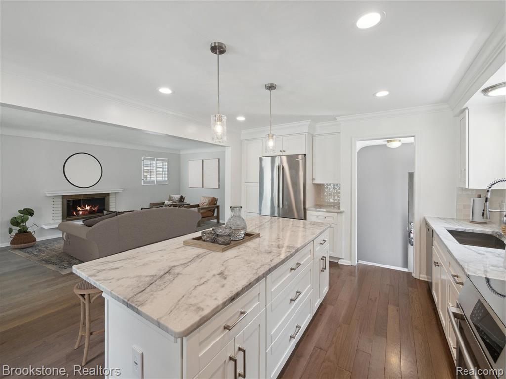 3316 Harvard Road Royal Oak, MI 48073 - Photo 6 of 39