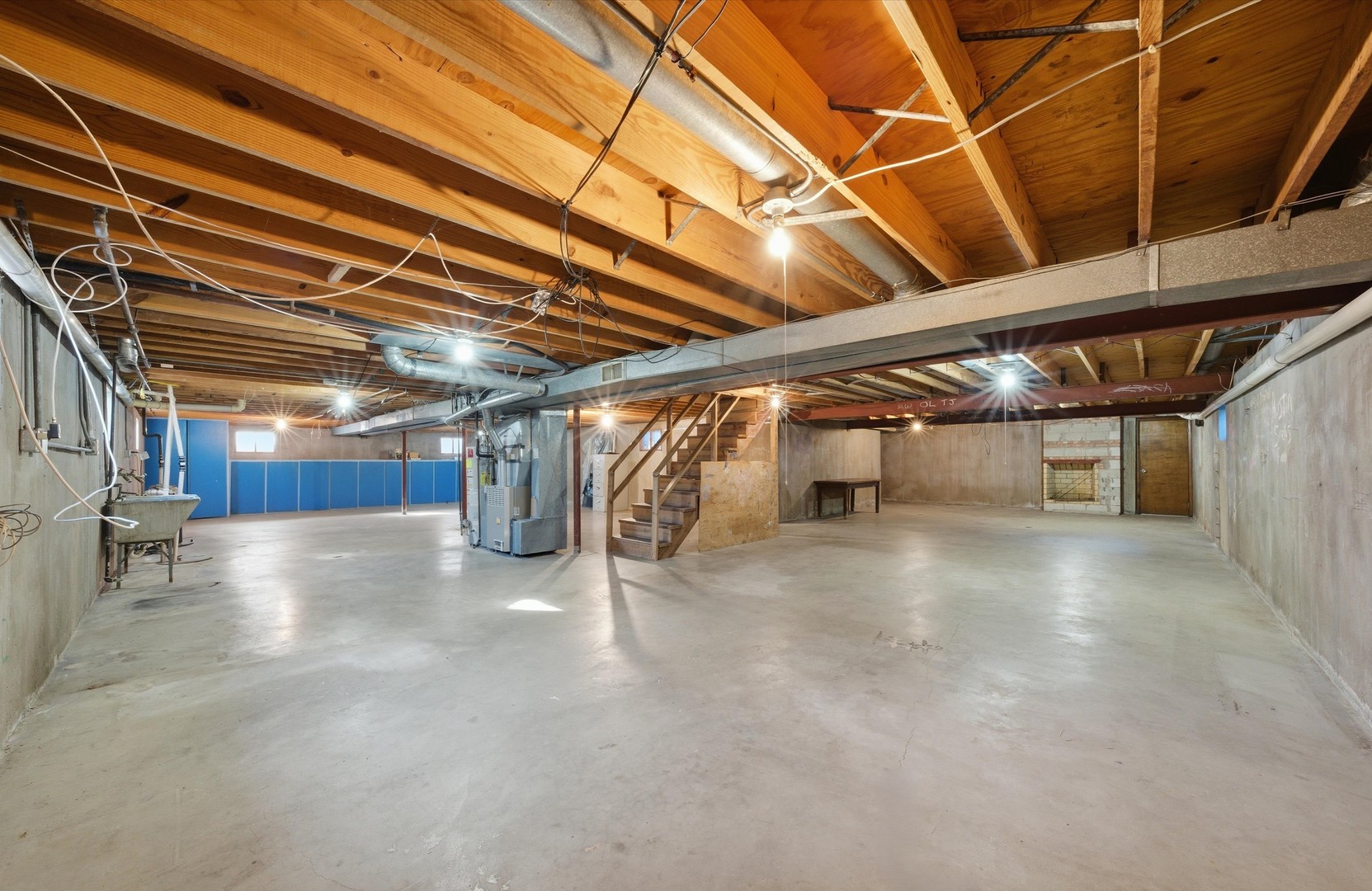 2026 East Maple Street Crete, IL 60417 - Photo 20 of 26