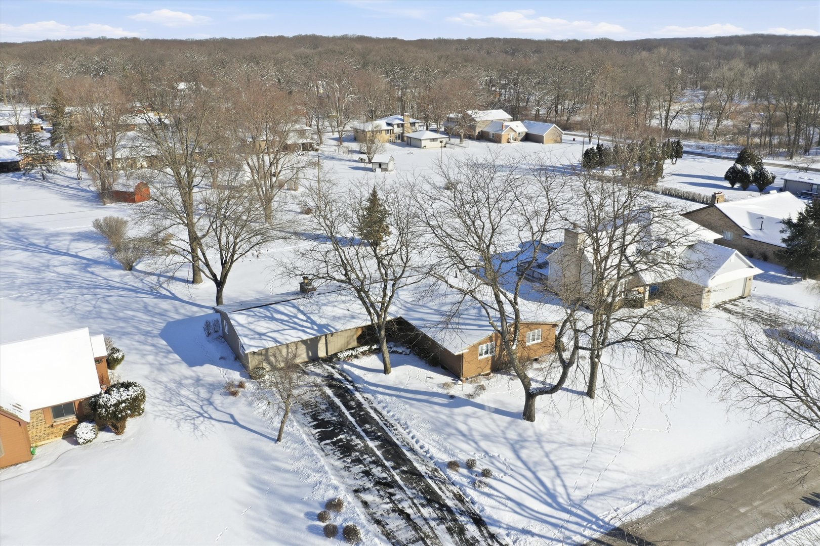 2026 East Maple Street Crete, IL 60417 - Photo 2 of 26