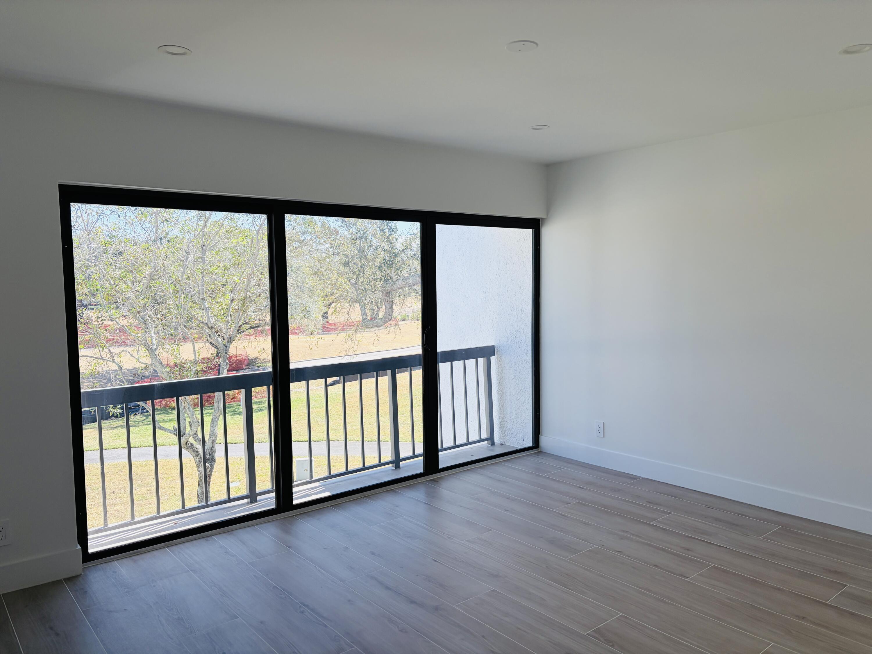 2404 Bridgewood Drive Boca Raton, FL 33434 - Photo 7 of 10 IMG_5404