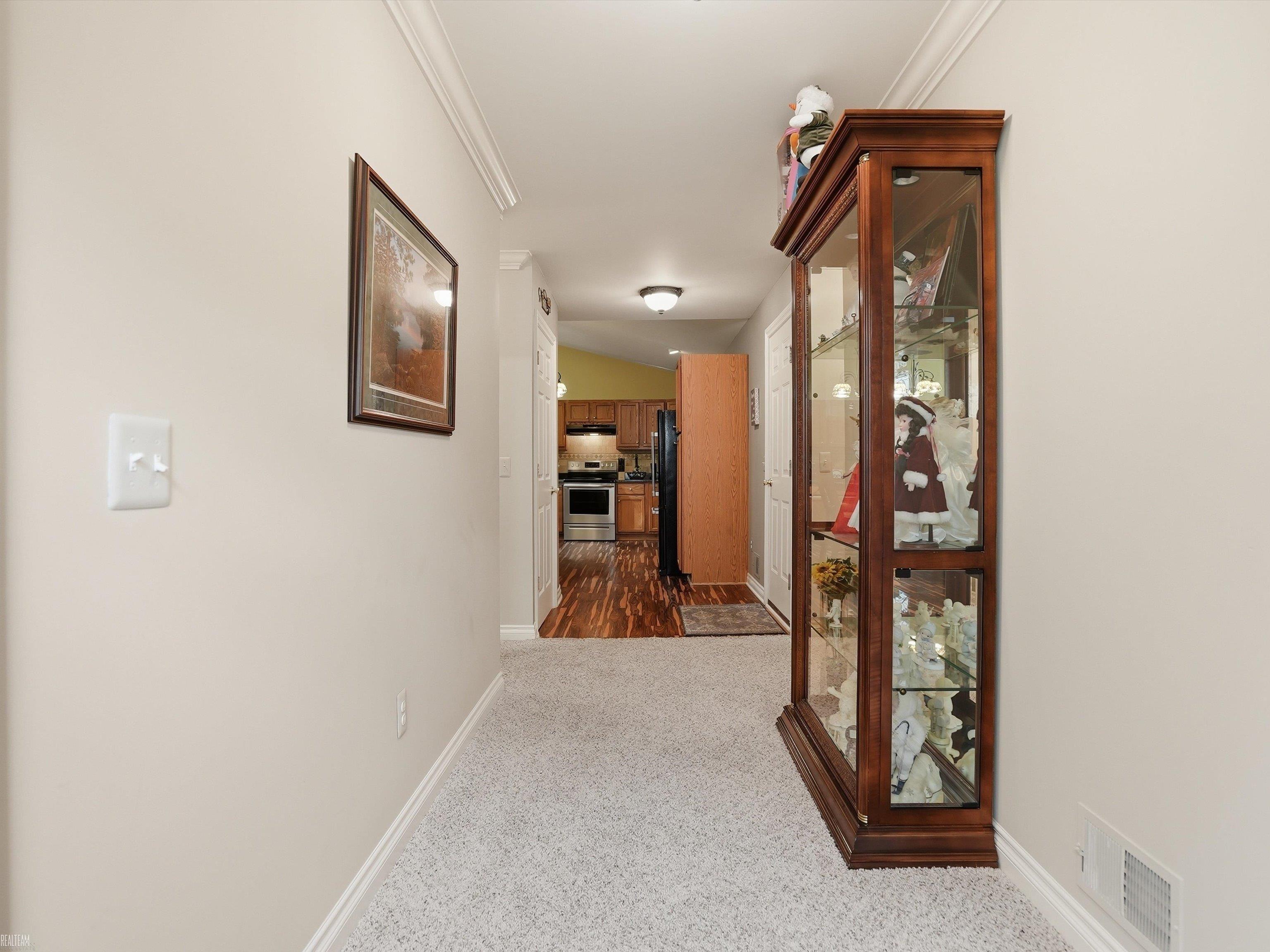 9622 Nook Road Algonac, MI 48001 - Photo 2 of 41