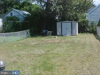 135 West Garrison Road Brookhaven, PA 19015 - Photo 4 of 6 Gallery Image 4