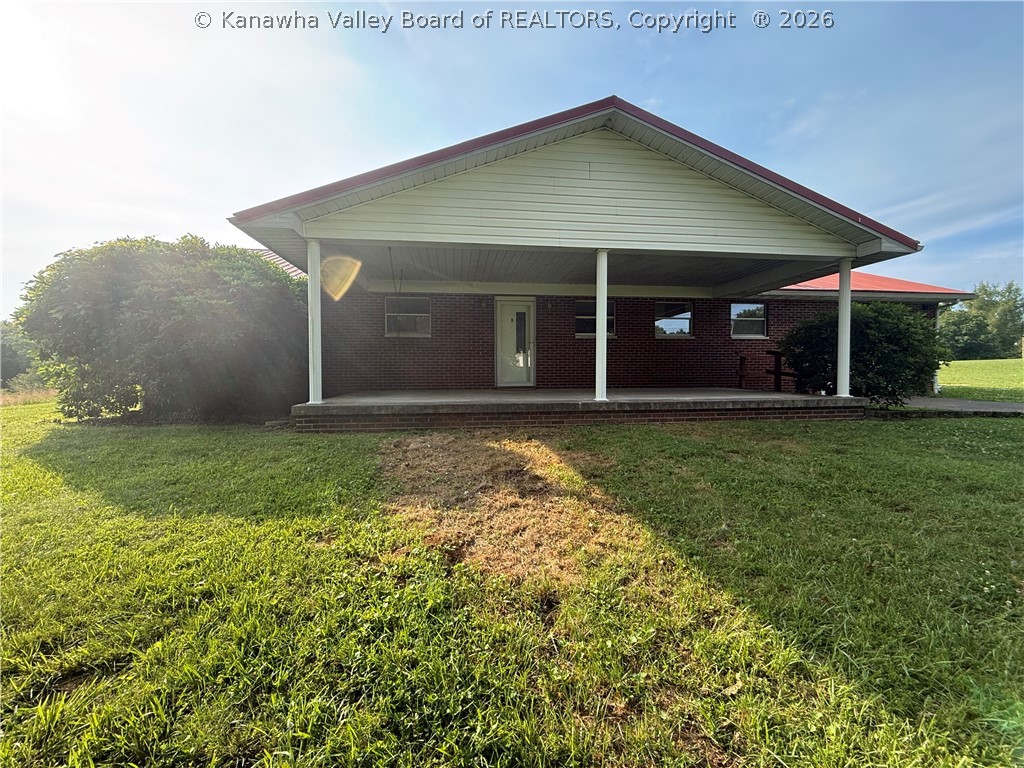 468 Grandview Heights Road Point Pleasant, WV 25550 - Photo 3 of 16 Gallery Image 3