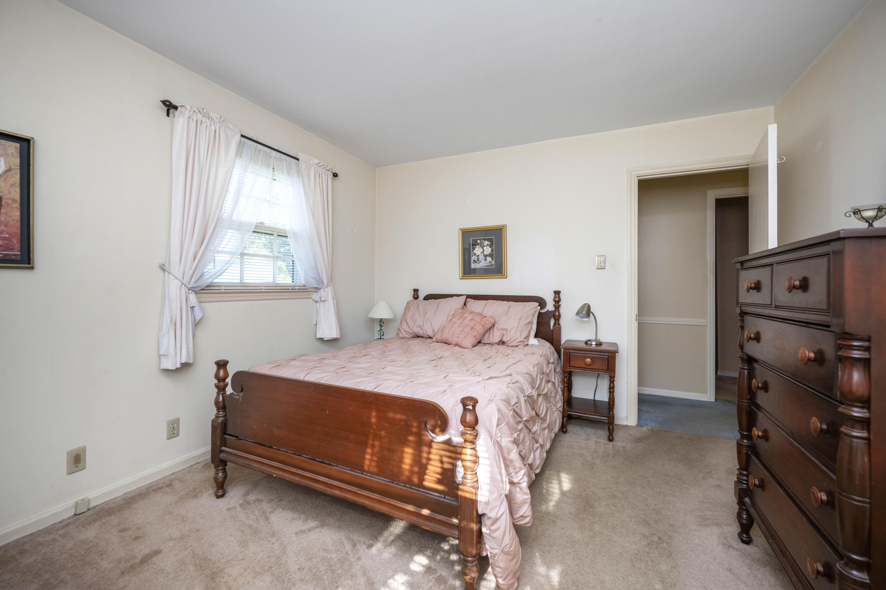 1877 Blairmore Road Lexington, KY 40502 - Photo 26 of 29 20250418-1877-Blairmore-Rd-fh-021