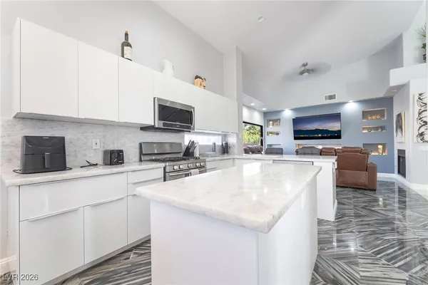 $4,500 | 2076 East Wigwam Avenue, Las Vegas, NV 89123