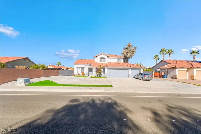 $4,500 | 2076 East Wigwam Avenue, Las Vegas, NV 89123