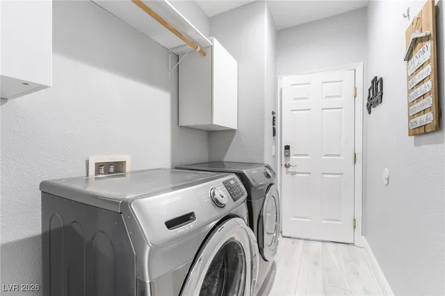 $4,500 | 2076 East Wigwam Avenue, Las Vegas, NV 89123