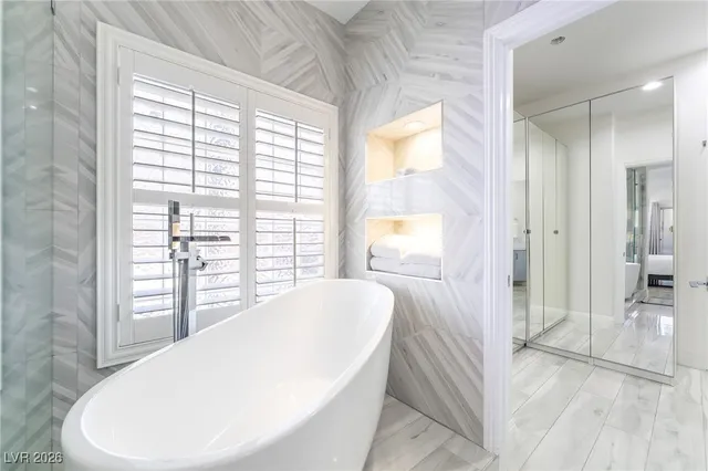 $4,500 | 2076 East Wigwam Avenue, Las Vegas, NV 89123