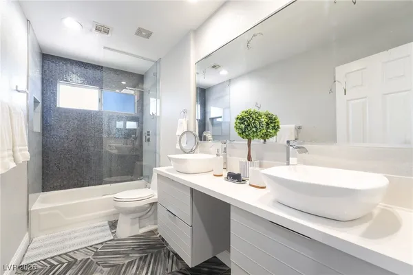$4,500 | 2076 East Wigwam Avenue, Las Vegas, NV 89123
